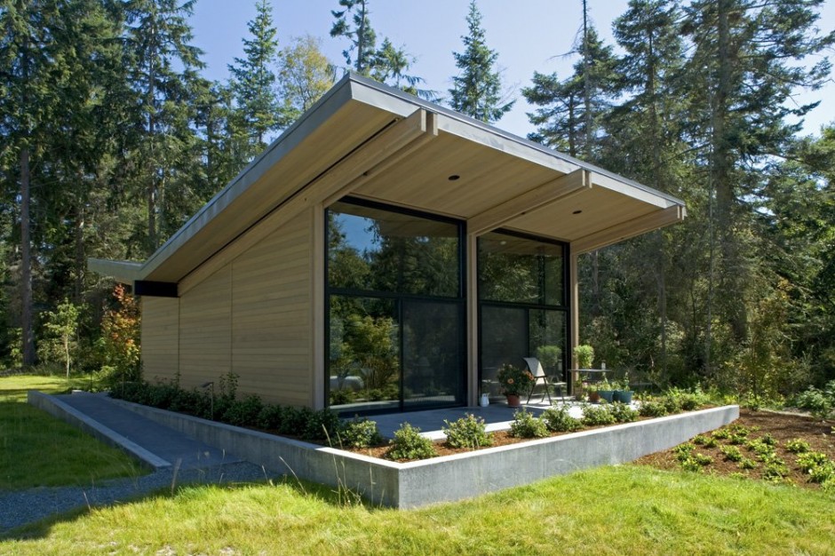 Whidbey Island Cabin Offers Wonderful Views