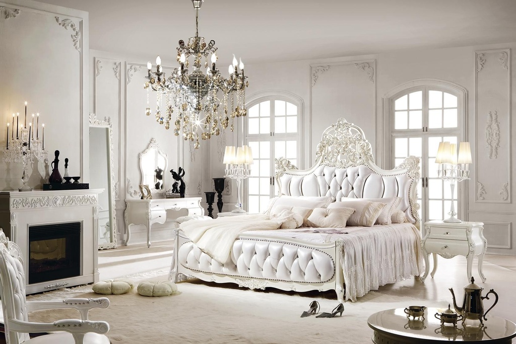 20 Beautiful Master Bedrooms with Chandelier Lighting
