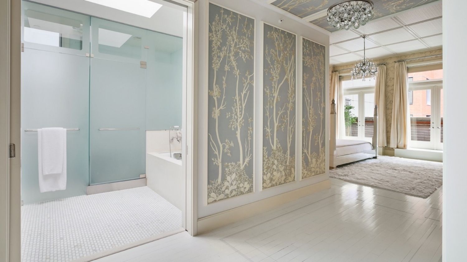 20 Celebrities With Amazing Apartments in New York City