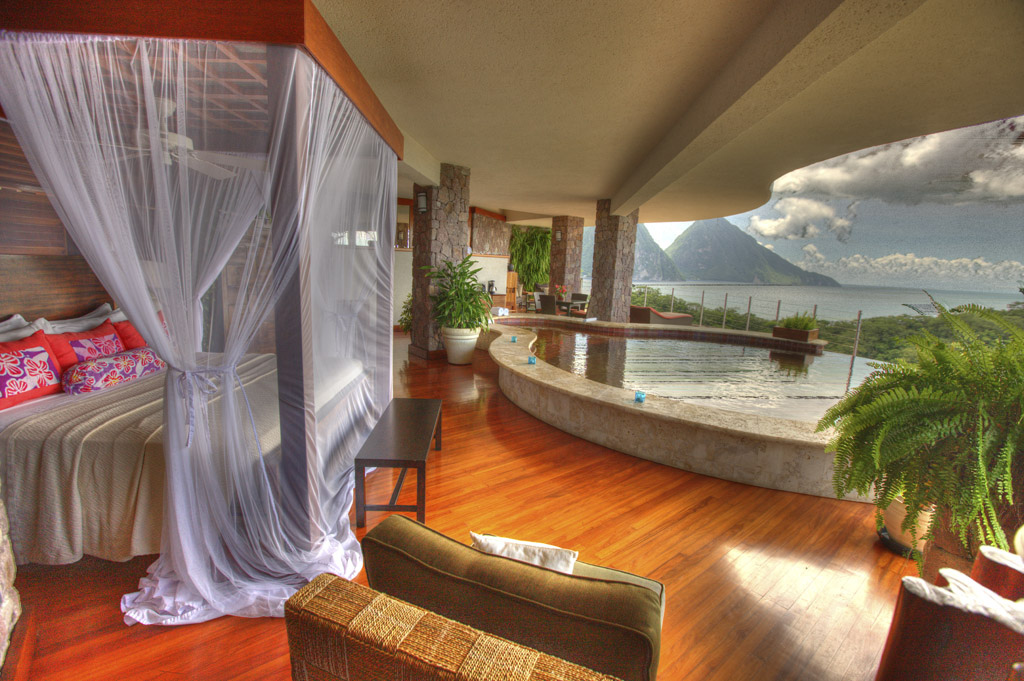20 Beautiful Indoor/Outdoor Bedroom Designs