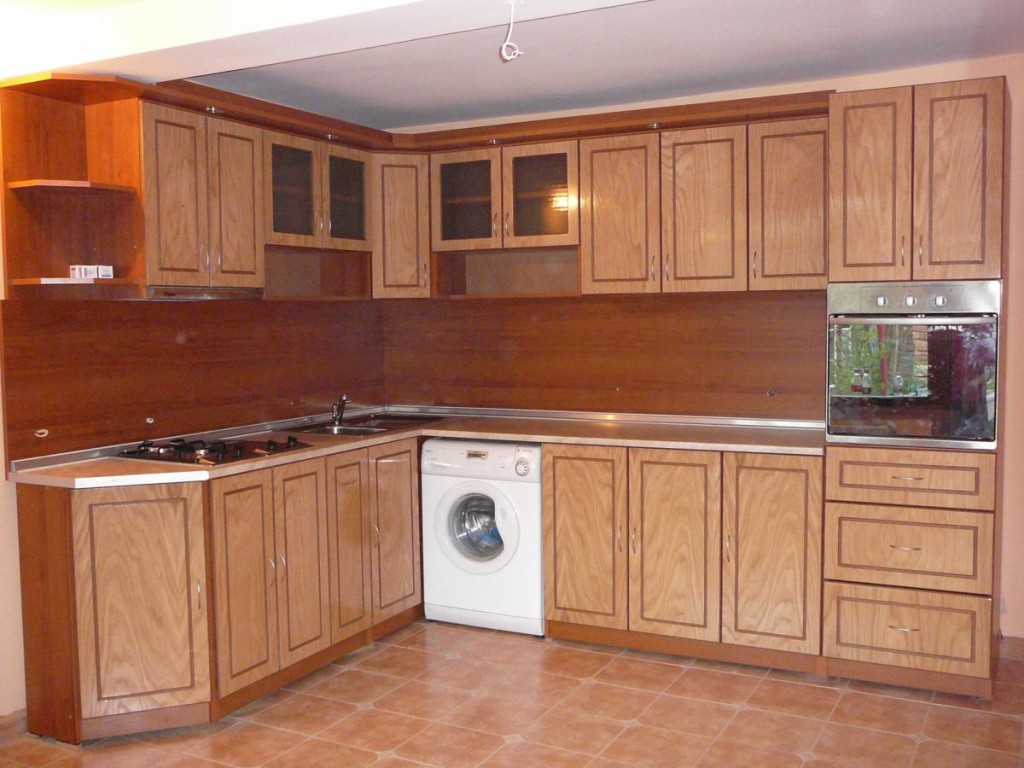 20 Sensible Brown Kitchen Ideas