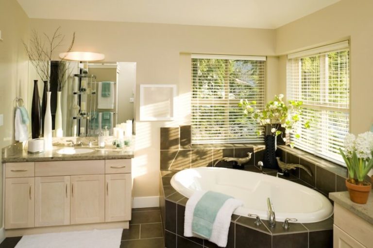 20 Master Bathroom Window Ideas You'll Love
