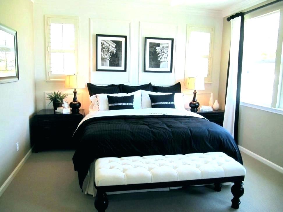20 Bedroom Benches That Blend in Beautifully