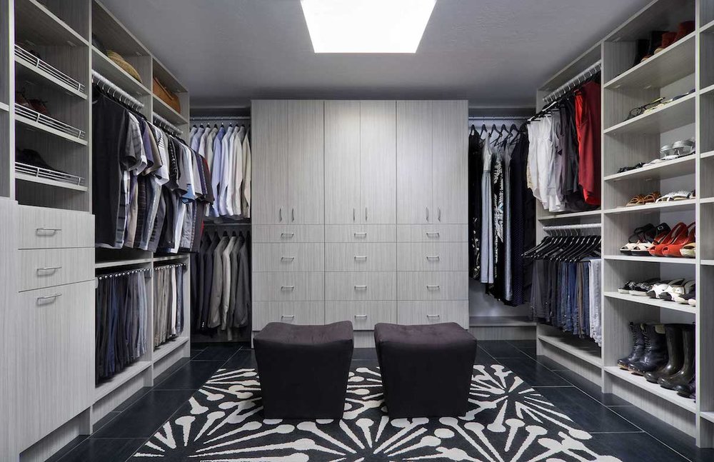 20 Beautiful Closet Designs Incorporating Drawers