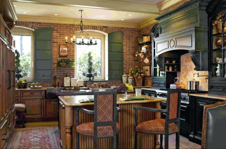 20 Beautiful Examples of French Country Kitchens