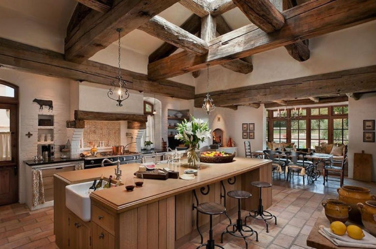 20 Beautiful Examples of French Country Kitchens