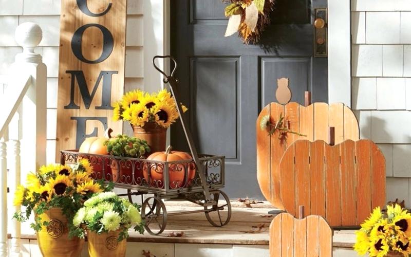 20 Awesome Thanksgiving Porch Decor Ideas